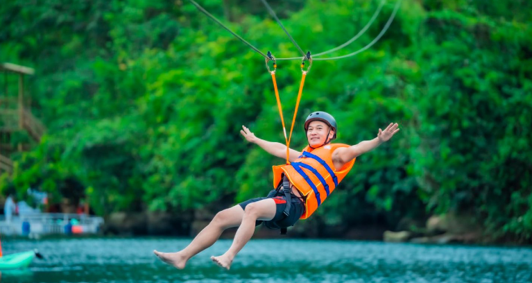 Tour Động Phong Nha - Thung Lũng Hava 1