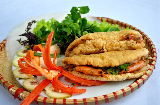 Bánh khoái Quảng Trị